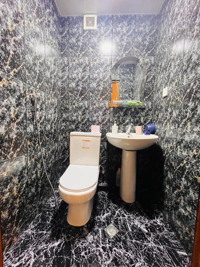Apartment Haidar Abashidze バトゥーミ エクステリア 写真